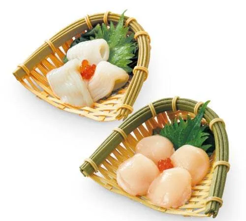 上：するめいかのお造り 下：帆立のお造り