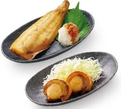 上：ぱくぱくホッケ 下：帆立ステーキ