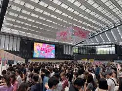 会場：新宿住友ビル 三角広場（写真は過去開催時の会場イメージ）