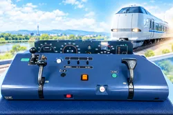 「サンダーバードの運転台体験やNゲージ展示！京都駅150周年記念マルシェが入場無料」の写真