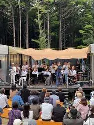 「音楽フェスに星空観察会、記念グルメも！伊東市の奏の森リゾートが開業3周年イベント」の写真