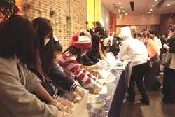 「親子で仮装してホテルでハロウィン！食べ放題や抽選会も楽しめる茨城・ひたちなかの夜」の写真