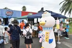 「4名まで入園無料！南知多ビーチランドで「美浜町民感謝デー」開催　働く車の展示も」の写真