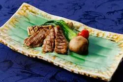 国産牛のステーキ 季節の野菜