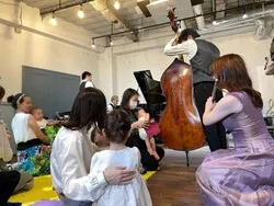 「0歳から安心！泣いてもOKの親子オーケストラが豊田市で　ハロウィン仮装で楽しもう」の写真
