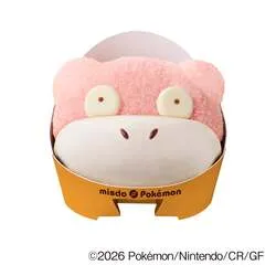 「ミスドで歴代ポケモン集合の冬キャンペーン　ピカチュウドーナツのほっぺがぷにぷに♪」の写真