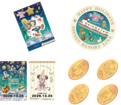 「乗るとクリスマス限定シールがもらえる！ディズニーリゾートラインでスタンプラリーも」の写真
