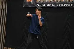 こまがびゅんびゅん飛んでいる！