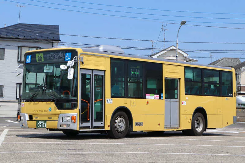 西武バス「きいろいバス」