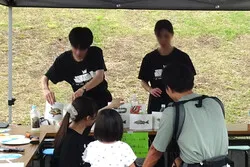 「豆汽車で秋の隅田川を探検！クルーズやミニ水族館も楽しめる水辺のイベントが荒川区で」の写真