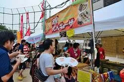 「富士宮やきそばなどを食べ比べ！大阪初のB-1グランプリ公認イベントが高槻市で開催」の写真