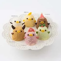 「サンタやトナカイ姿のぴよりんが勢ぞろい！クリスマスケーキ予約開始　名古屋・春日井」の写真