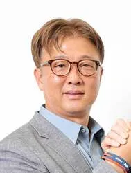 岡島秀樹氏