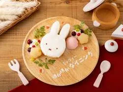 ミッフィーのパンケーキ（1,690円）