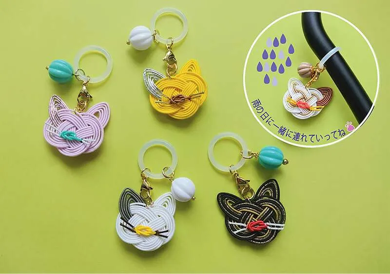 mizuhikigirlの水引猫のアンブレラチャーム（660円）