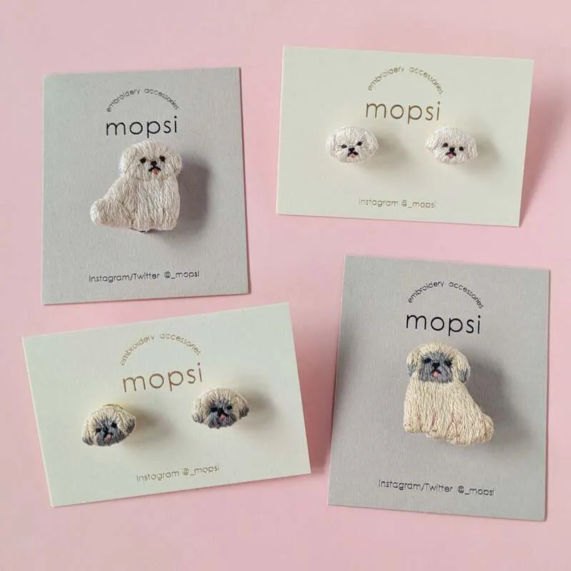 mopsiのシーズー刺繍ピアス／イヤリング（3,960円）、シーズー刺繍ブローチ（3,960円）