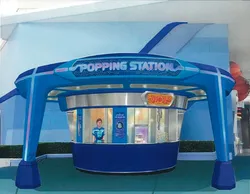 「東京ディズニーランドのシュガー・ラッシュ4月15日オープン決定！お菓子の国を救おう」の写真