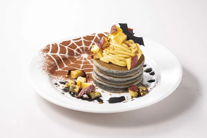 蜜いもの黒ごまパンケーキ　ハロウィン風
