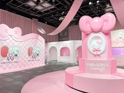 「自分だけのBGMやシュシュも「Hello Kitty’s Lounge」体験エリアを徹底レポ【動画付】」の写真