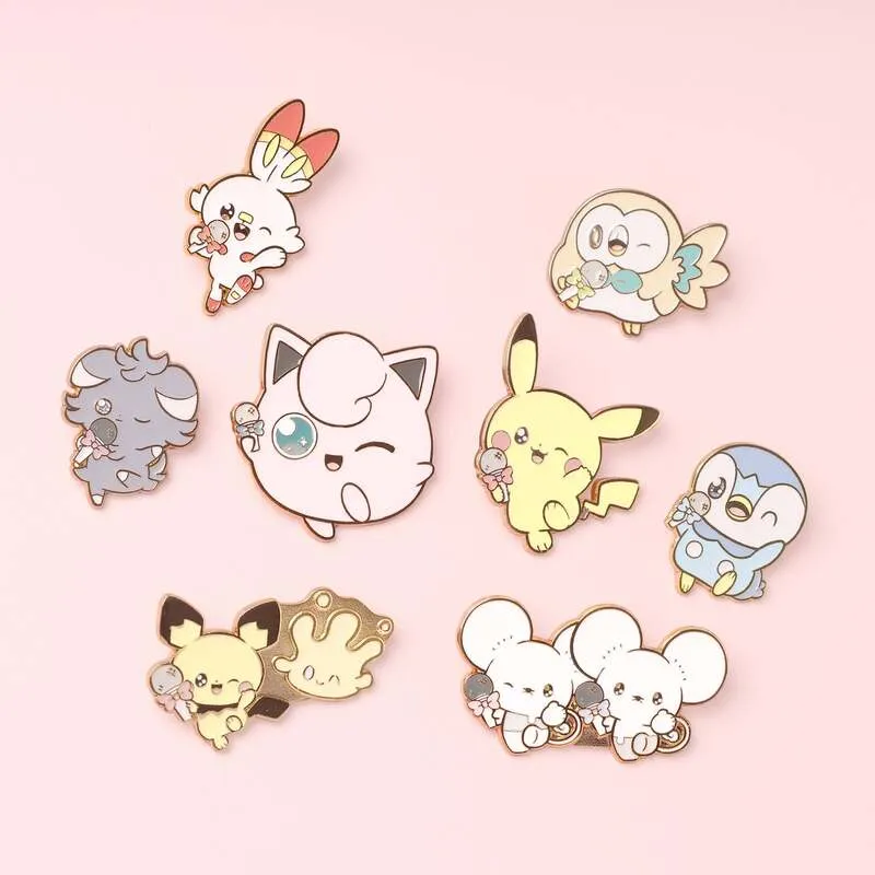 メタルピンバッジ（全8種）【各990円】