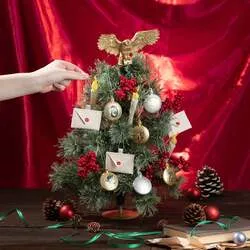 「ハリー・ポッターの杖づくり体験も！魔法の雪が舞う装飾9拠点を巡る丸の内クリスマス」の写真
