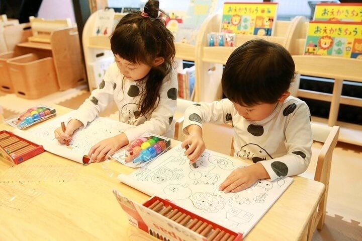「お絵描きコーナー」イメージ