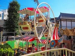 「東京都内近郊の1日遊べる子ども向け遊園地・テーマパーク13選」の写真