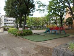 「【新宿区編Vol.4】パパ芸人の東京23区「公園」全制覇の旅」の写真
