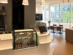 カフェ＆ダイニング「Story Table」