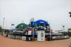 「大規模改修で親子の遊び場充実　「メットライフドーム」徹底レポ」の写真