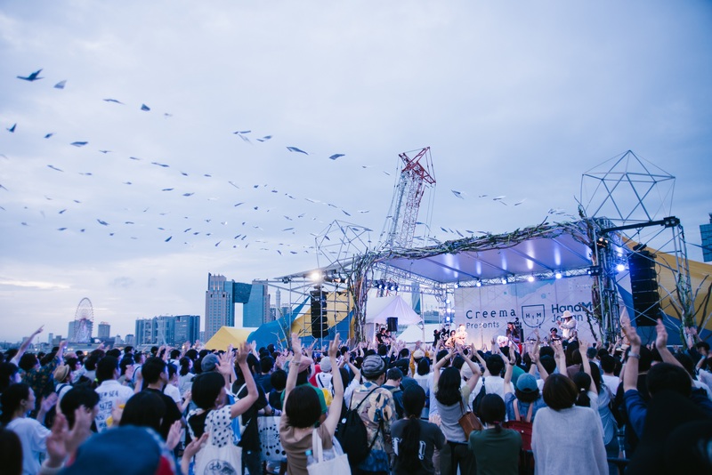 過去の「ハンドメイドインジャパンフェス」での屋外ライブ