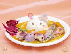 クレムのまほうつかいカレー1,540円（スーベニアプレート＋3,300円）