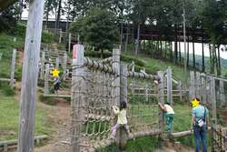 「【神奈川】アスレチックがある人気の公園9選！　大型遊具や本格コースも」の写真