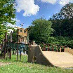 「【茨城】アスレチックがある人気の公園5選！　大型遊具や超ロング滑り台も」の写真