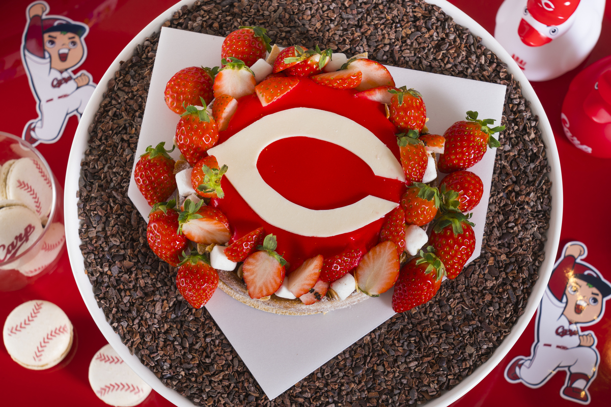 ヒルトン広島×カープがコラボ！ いちごスイーツビュッフェ開催 | いこ