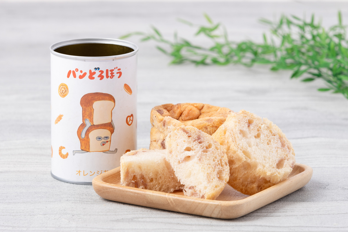 絵本「パンどろぼう」とコラボした缶入りパンが新発売！ 賞味期限5年