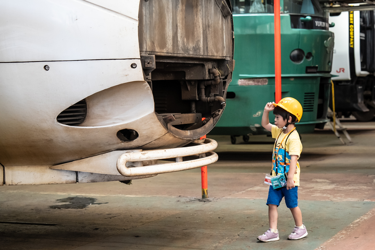福岡県北九州市で「小倉工場鉄道ランド特別ツアー」が開催 親子で