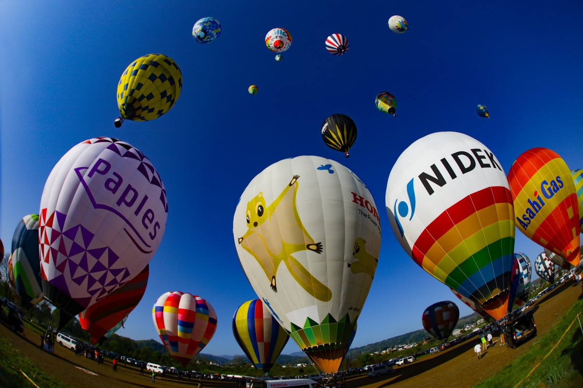 2025】GWに「熱気球」搭乗体験が楽しめるイベント5選！ 上空から360度