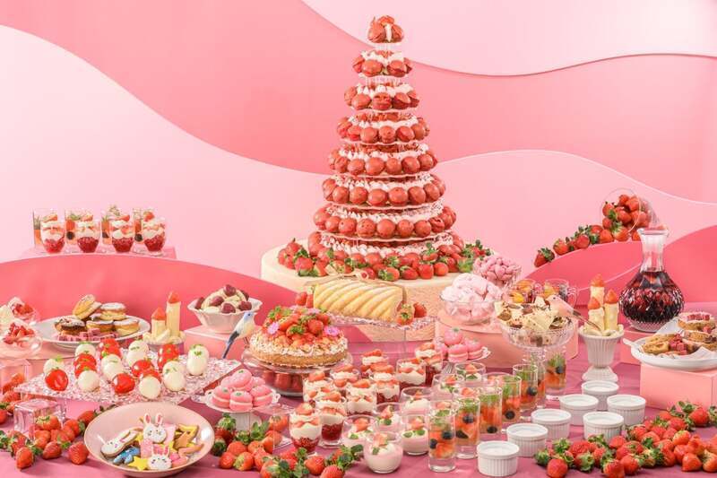 2026】関西のいちごスイーツビュッフェ8選！あまおうケーキ食べ放題＆5