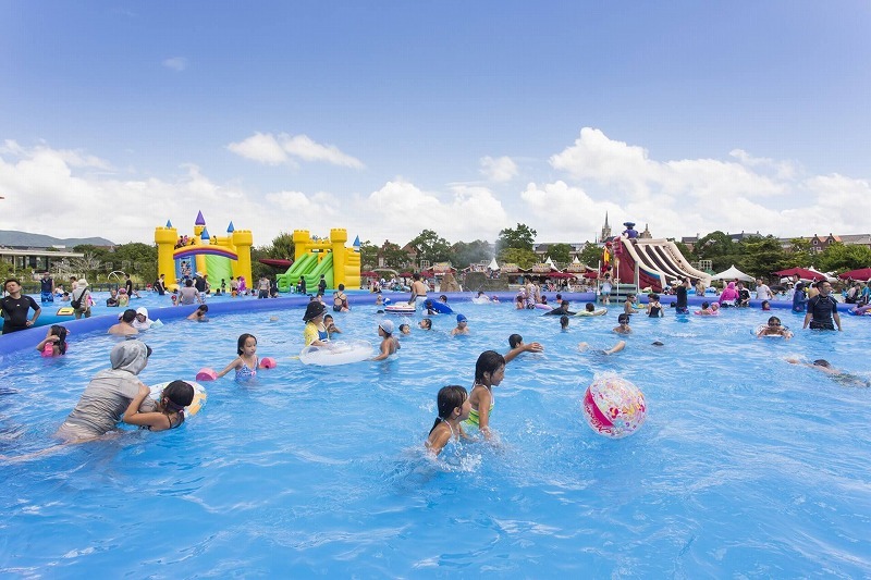 長崎ハウステンボスに大型ウォーターパーク プール スライダー いこレポ