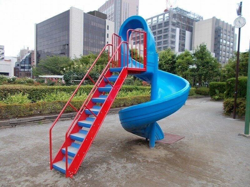 文京区の公園まとめ 写真付 遊具 設備 トイレも一挙紹介 いこレポ